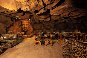 The President Hotel Kumara Park