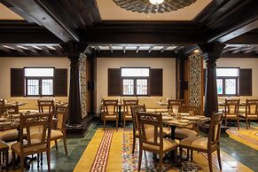 The President Hotel Kumara Park