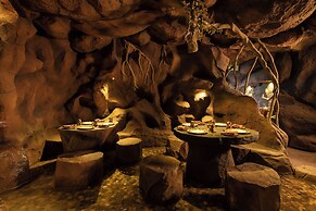 The President Hotel Kumara Park