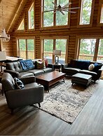 Wintergreen Chesnut Hot-tub Arcade Fireplace