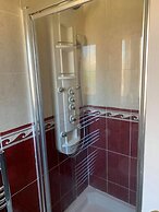 Cozy Beach House in Sandown - 3 Bedrooms