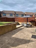 Cozy Beach House in Sandown - 3 Bedrooms