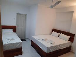 Island Inn Colombo00