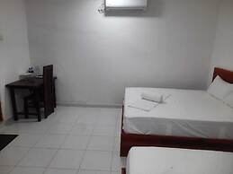 Island Inn Colombo00