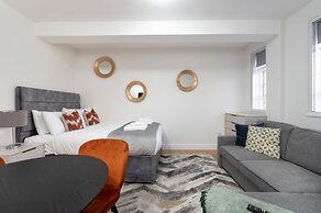 Chelsea By Capital CC 817