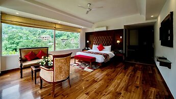 The Allure Grand Resort