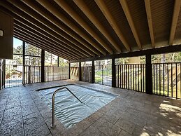 Mammoth Point #117 2 Bedroom Condo