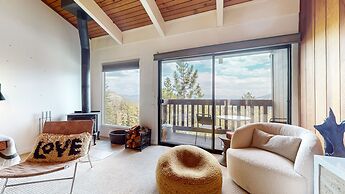 Mammoth Point #117 2 Bedroom Condo