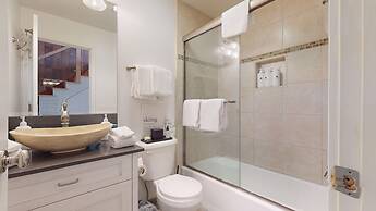 Mammoth Point #117 2 Bedroom Condo