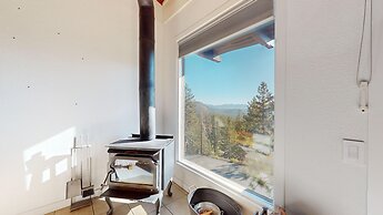 Mammoth Point #117 2 Bedroom Condo