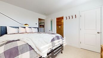 Mammoth Point #117 2 Bedroom Condo
