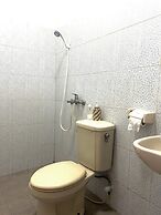 Arys lagoon bungalow & hotel