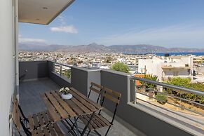 Boutique Seaview Apt near City Center