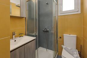 Boutique Seaview Apt near City Center