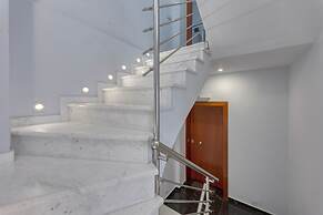 Boutique Seaview Apt near City Center