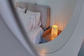 Boutique Seaview Apt near City Center