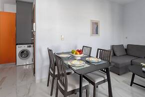 Boutique Seaview Apt near City Center