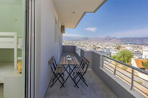 Boutique Seaview Apt near City Center