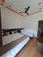 Goroomgo Kedar Chaukhamba Homestay