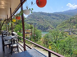 Goroomgo Kedar Chaukhamba Homestay