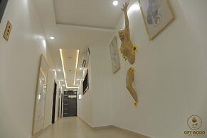 Opt Wood Hotels
