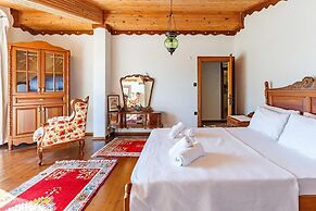 Lake Sapanca Breathtaking Private Villa Retreat