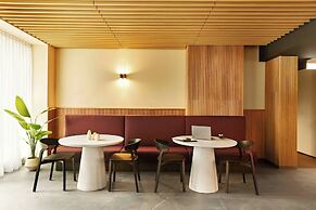 Sonder by Marriott Bonvoy Manzoni Apartments Torre Velasca