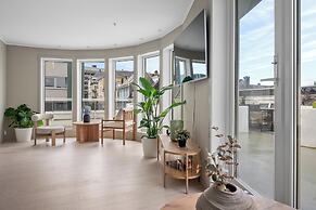 Exclusive Penthouse with Teracce