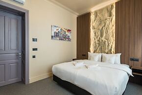 Highline Downtown Aparthotel