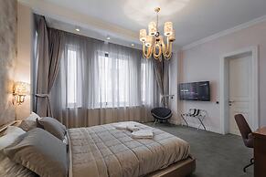 Highline Downtown Aparthotel