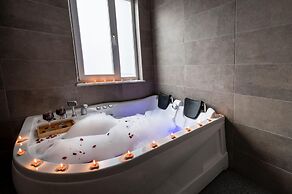 Kral As Süite Hotel