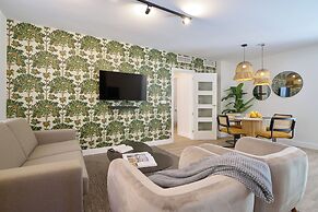 Casa Pizarro, by Homing U