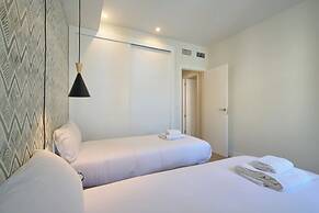 Casa Pizarro, by Homing U