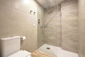 Casa Pizarro, by Homing U