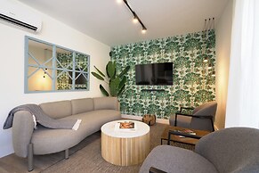 Casa Pizarro, by Homing U