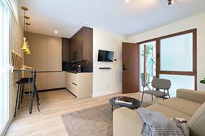 Casa Pizarro, by Homing U