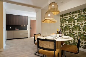 Casa Pizarro, by Homing U