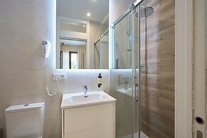 Casa Pizarro, by Homing U