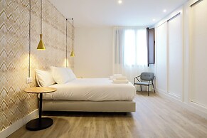 Casa Pizarro, by Homing U