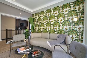 Casa Pizarro, by Homing U