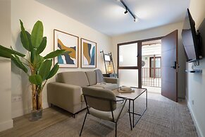 Casa Pizarro, by Homing U