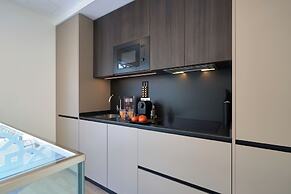 Casa Pizarro, by Homing U