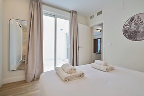 Casa Pizarro, by Homing U