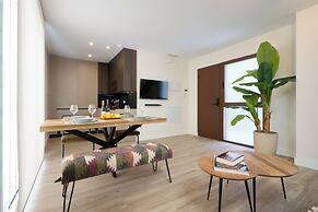 Casa Pizarro, by Homing U