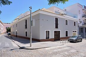 Casa Pizarro, by Homing U