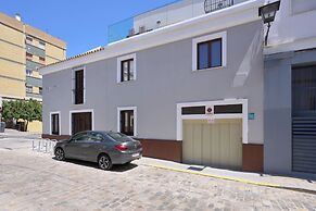 Casa Pizarro, by Homing U