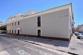 Casa Pizarro, by Homing U