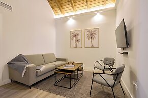 Casa Pizarro, by Homing U