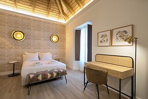 Casa Pizarro, by Homing U