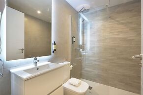 Casa Pizarro, by Homing U